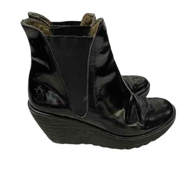 Fly London Yoss Patent Leather Platform Ankle Boot Black Size 37- 6.5/7 - Picture 3 of 10
